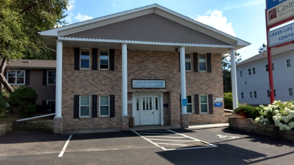 Lakes Life Care Center